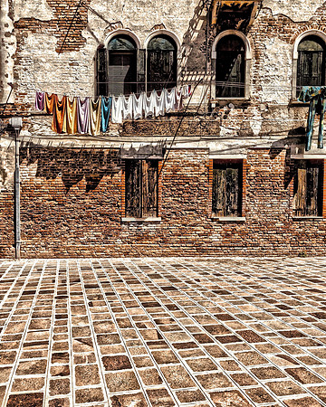 SimplyHDR836892536